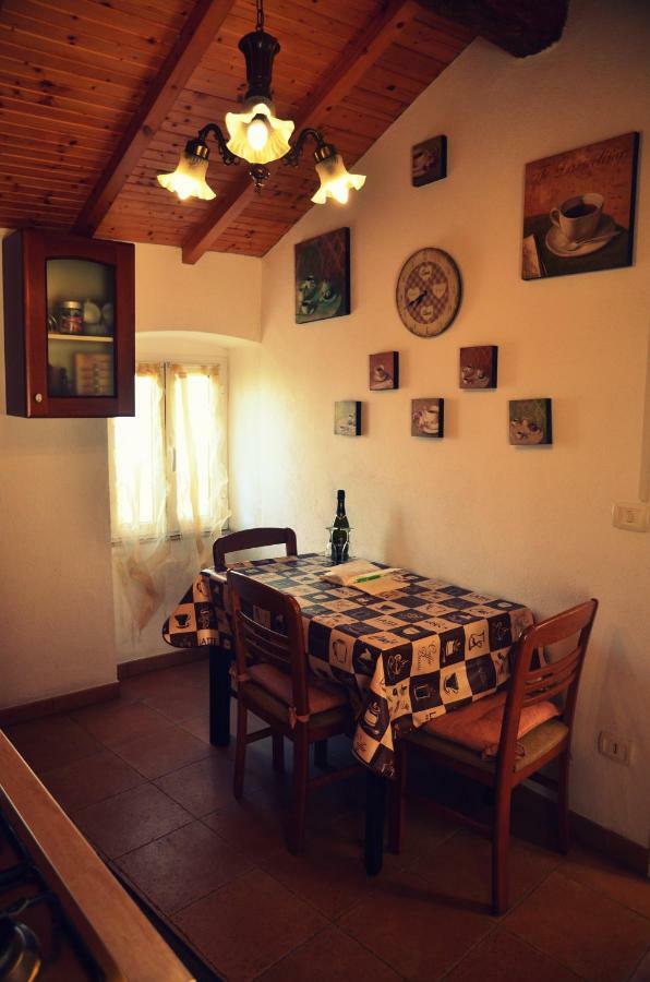 Antico Castello Bed & Breakfast Seborga